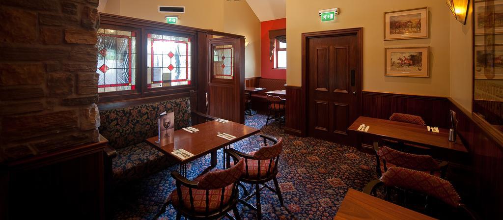 Corr'S Corner Hotel Newtownabbey Zewnętrze zdjęcie