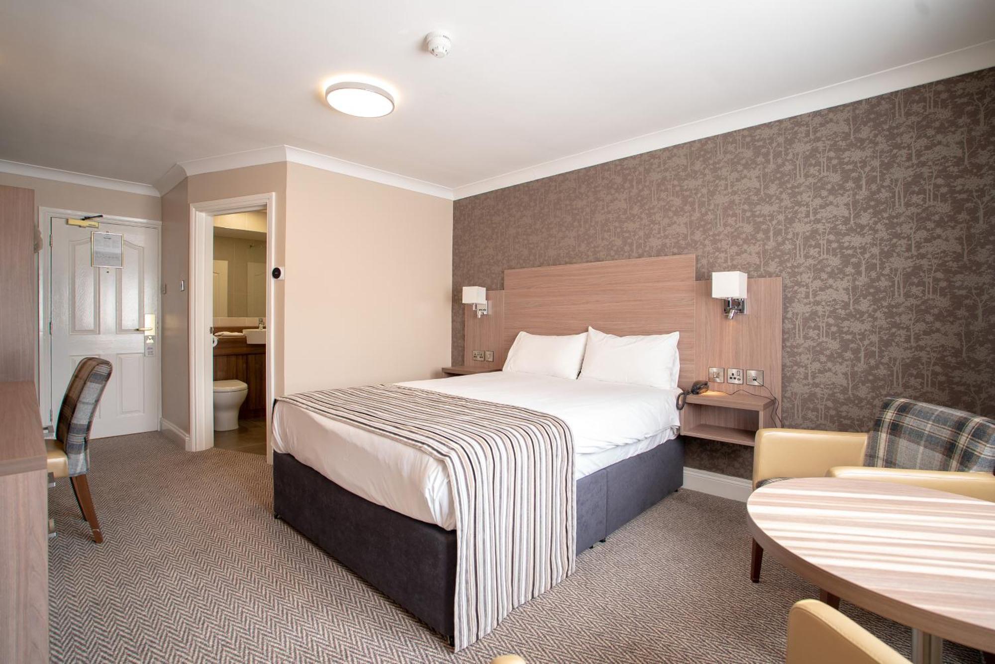 Corr'S Corner Hotel Newtownabbey Zewnętrze zdjęcie