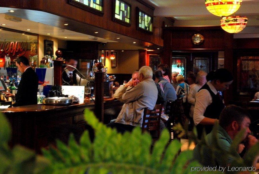 Corr'S Corner Hotel Newtownabbey Restauracja zdjęcie