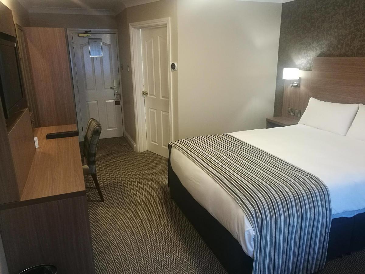 Corr'S Corner Hotel Newtownabbey Zewnętrze zdjęcie